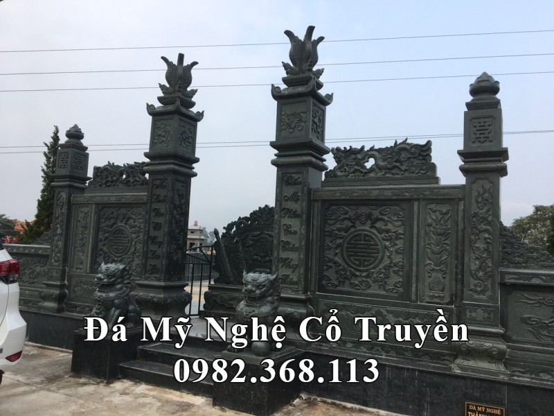 Cot tru da xanh reu cho Lang Mo gia dinh Cot tru da xanh reu cho Lang Mo gia dinh